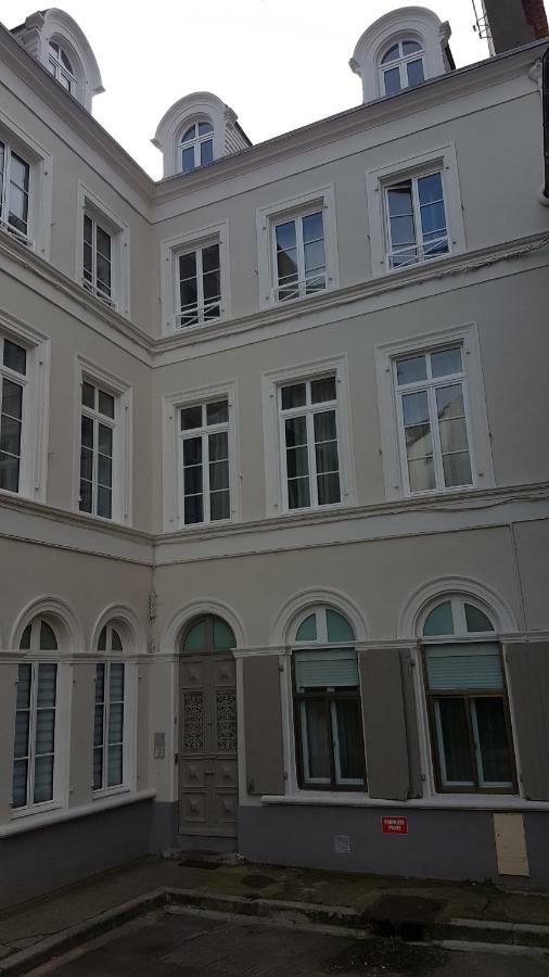 Appartement Cosy Et Lumineux Idealement Place 滨海布洛涅 外观 照片